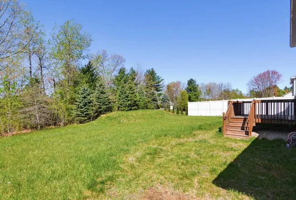 45 Windsewpt RD, Manchester, NH 03109