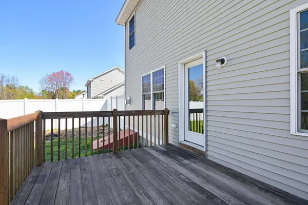 45 Windsewpt RD, Manchester, NH 03109