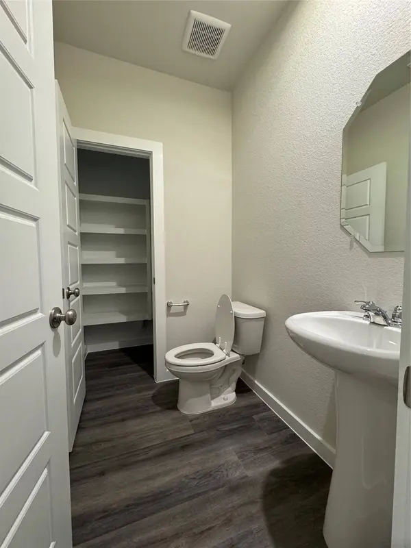 18731 Frost Ridge DR, Crosby, TX 77532