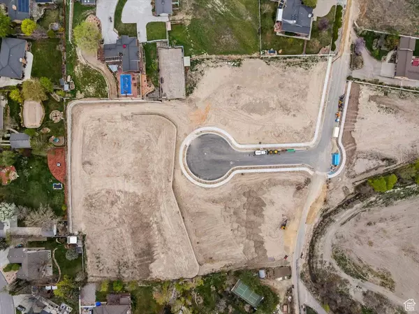 1096 W KINGS LANDING CT #2, South Jordan, UT 84095