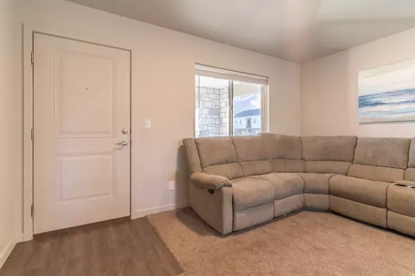 67 W 600 S #B301, Springville, UT 84663