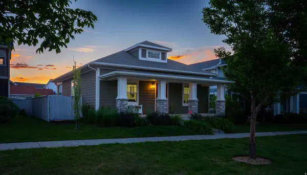 10396 S OTTER TRAIL DR, South Jordan, UT 84009