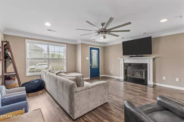 8131 Cambridge Reserve DR, Knoxville, TN 37924