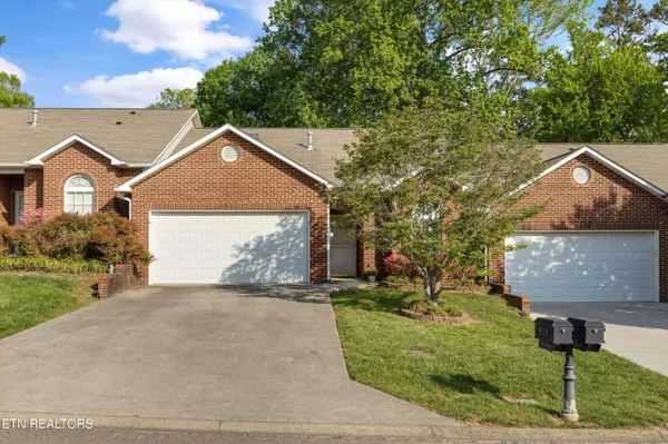 2563 Glen Meadows Rd #5, Knoxville, TN 37909