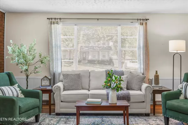 1011 Catlett Rd, Knoxville, TN 37932