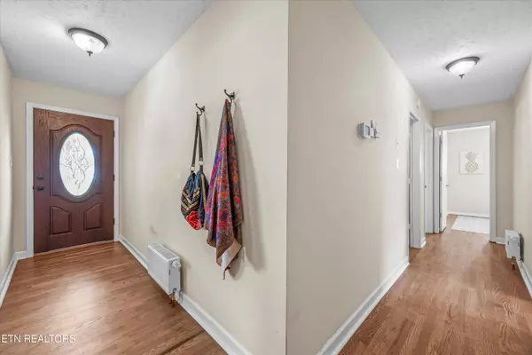 1011 Catlett Rd, Knoxville, TN 37932