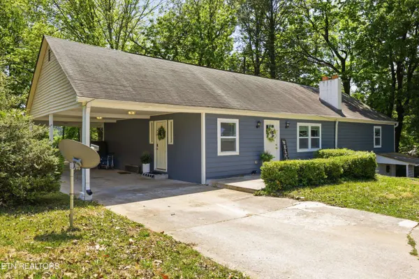 4824 Lonas DR, Knoxville, TN 37909