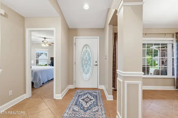 984 Mossy Grove LN, Maryville, TN 37801