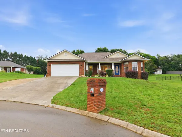984 Mossy Grove LN, Maryville, TN 37801