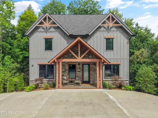 3411 Pebble Stone WAY, Pigeon Forge, TN 37863
