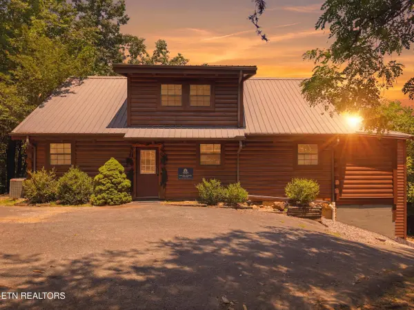 4137 Ole Smoky WAY, Sevierville, TN 37862