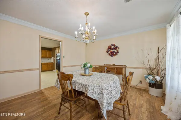 9212 Countryway DR, Knoxville, TN 37922