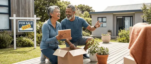 Letting Go, Moving Forward: A Seller’s Guide to Downsizing,Tricia Farin