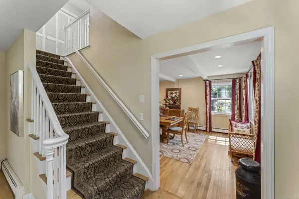 108 Dogwood Court, Stamford, CT 06903