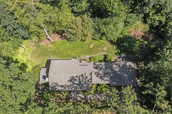 108 Dogwood Court, Stamford, CT 06903