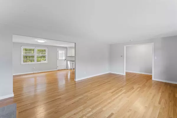 306 Forest Street Extension, Hamden, CT 06518