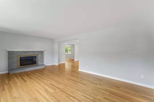 306 Forest Street Extension, Hamden, CT 06518