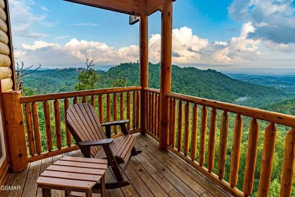 1854 Billard WAY, Sevierville, TN 37876