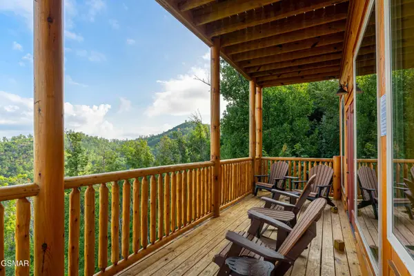 1854 Billard WAY, Sevierville, TN 37876