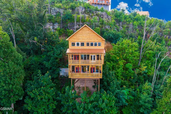 1854 Billard WAY, Sevierville, TN 37876