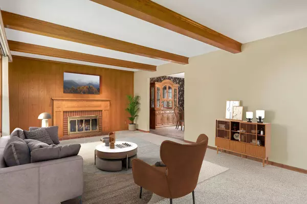 3308 E Gate RD, Saint Anthony, MN 55418