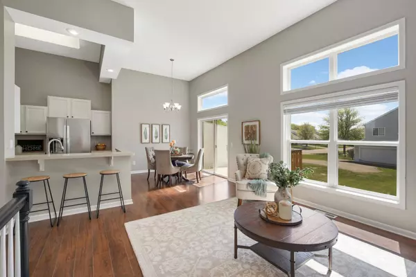 15600 Fjord AVE, Apple Valley, MN 55124