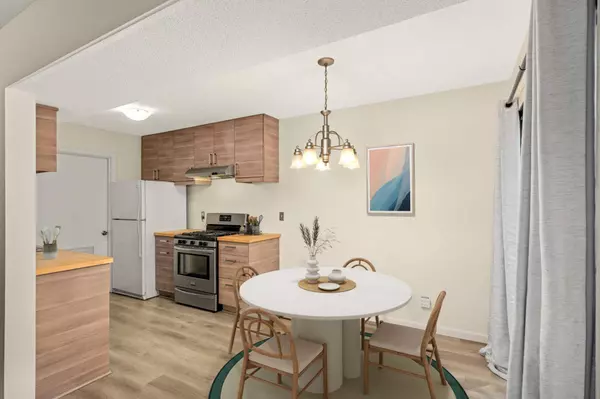 2783 Upland CT, Plymouth, MN 55447