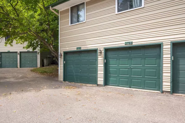 2783 Upland CT, Plymouth, MN 55447