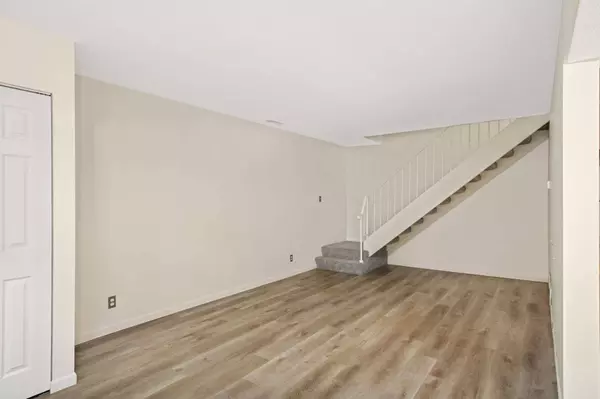 2783 Upland CT, Plymouth, MN 55447