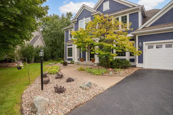 3352 Richmond Bay, Woodbury, MN 55129