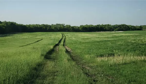 23000 Larsen RD, Corcoran, MN 55340