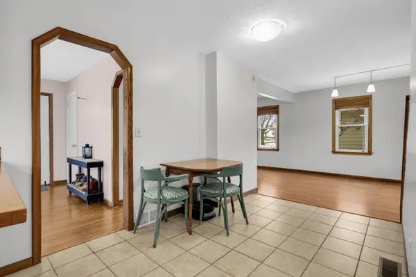 2751 York AVE N, Robbinsdale, MN 55422