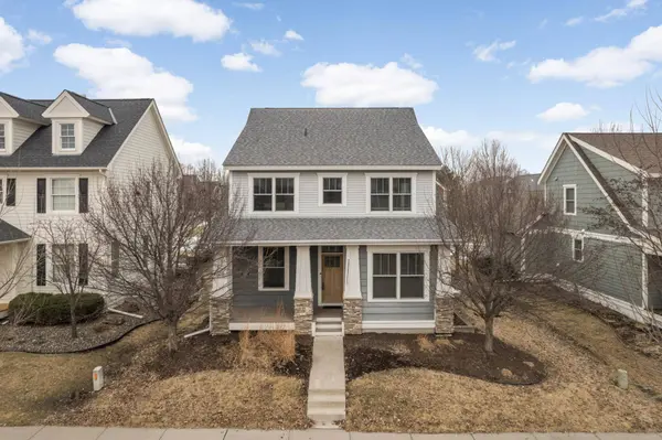 313 Periwinkle PL, Bayport, MN 55003