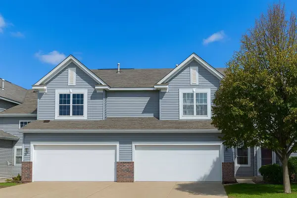 6869 Folkestone RD #614, Apple Valley, MN 55124