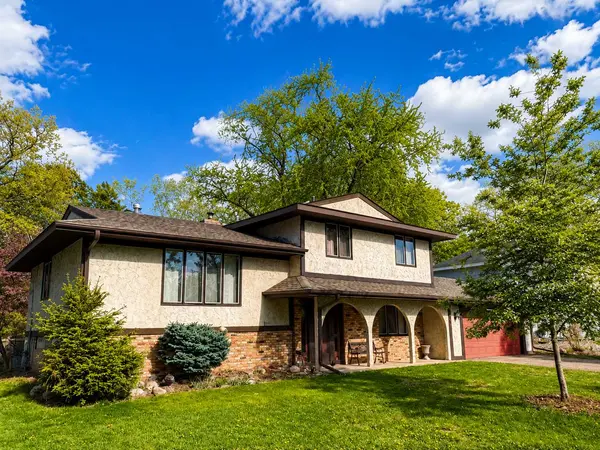 1885 Stinson BLVD, New Brighton, MN 55112