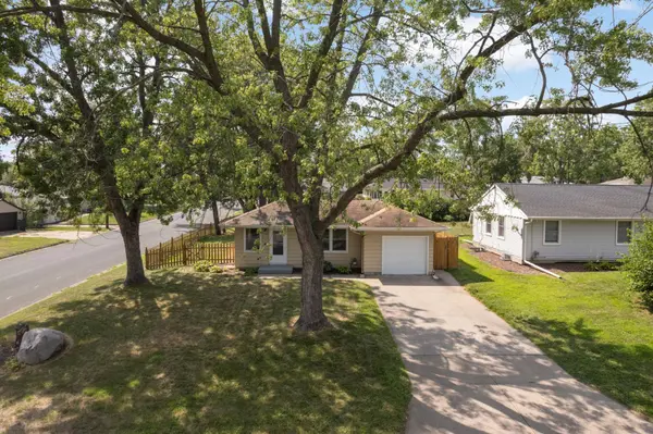 8236 Dupont AVE S, Bloomington, MN 55420
