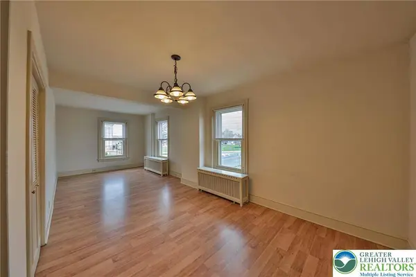 300 Locust ST, Bethlehem City, PA 18018