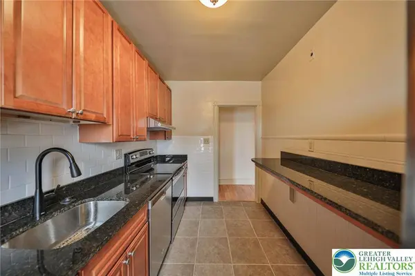 300 Locust ST, Bethlehem City, PA 18018