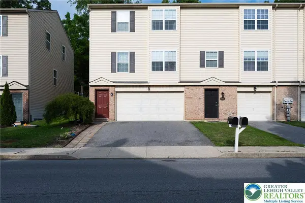 611 Lehigh Gap ST, Walnutport Boro, PA 18088