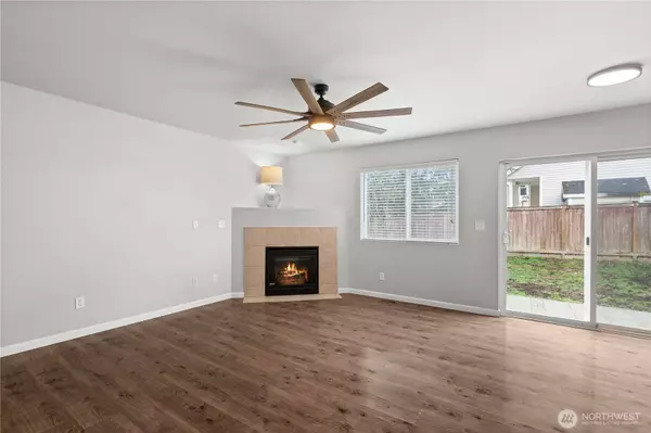 11628 188th ST E, Puyallup, WA 98374