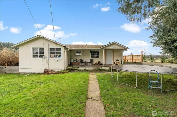 11925 59th St CT E, Puyallup, WA 98372