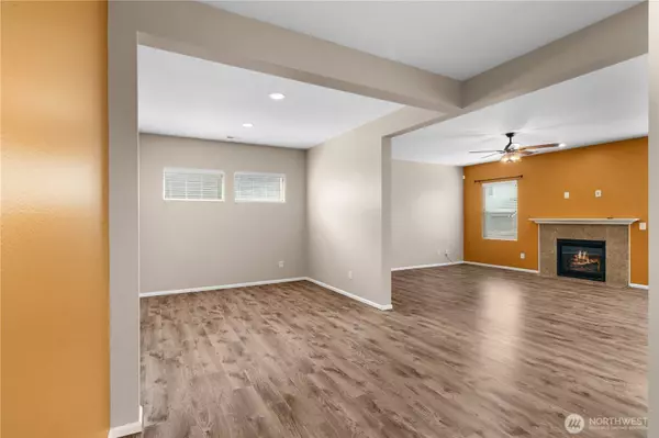 18328 73rd Avenue Ct E, Puyallup, WA 98375