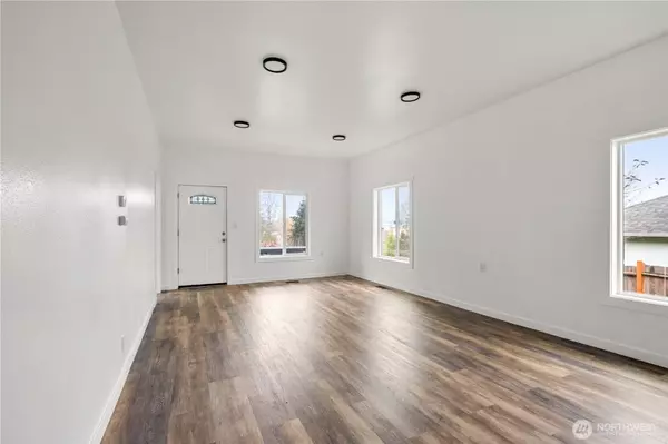 112 Kennebeck AVE S, Kent, WA 98030