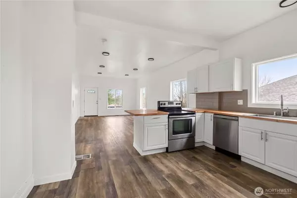 112 Kennebeck AVE S, Kent, WA 98030