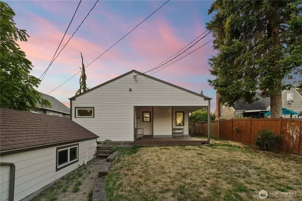 5219 S Thompson AVE, Tacoma, WA 98408