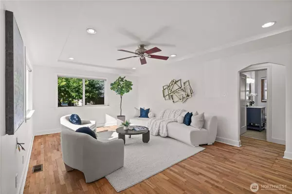 5219 S Thompson AVE, Tacoma, WA 98408