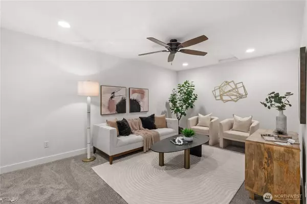 6211 18th AVE SW, Olympia, WA 98512