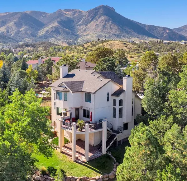 Colorado Springs Neighborhood Guide: Finding the Right Fit for Your Lifestyle