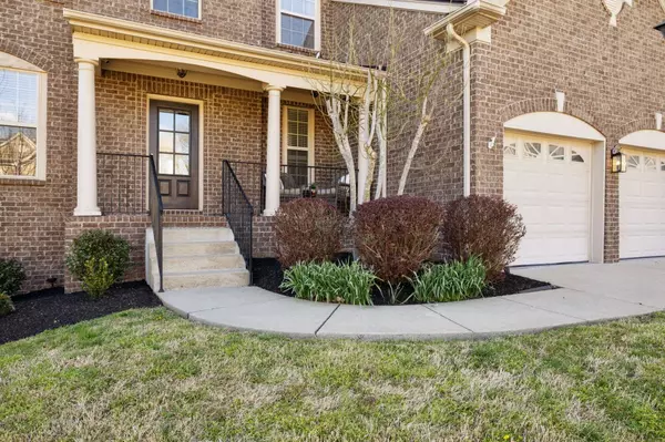 3560 Fair Meadows Dr, Nashville, TN 37211