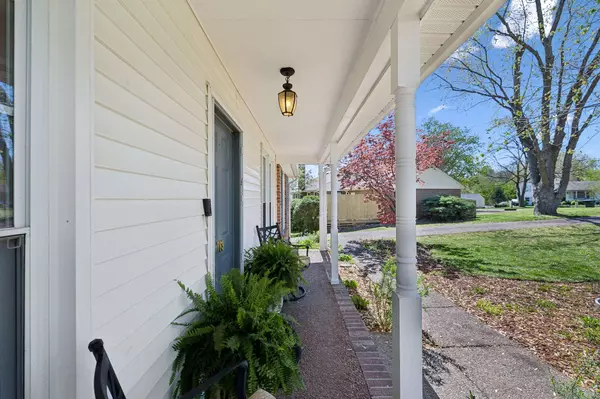 709 Countrywood Dr, Franklin, TN 37064